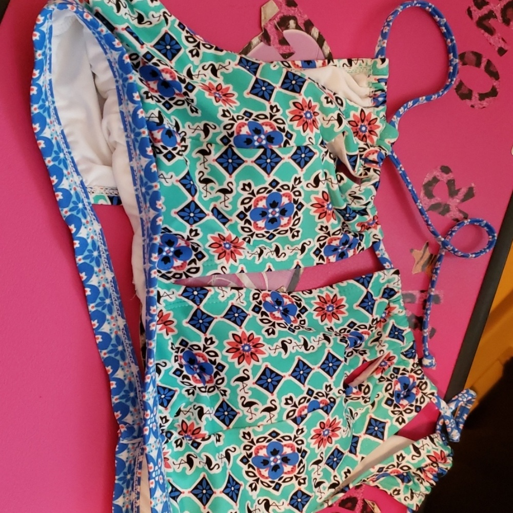 Swim suit never Worn